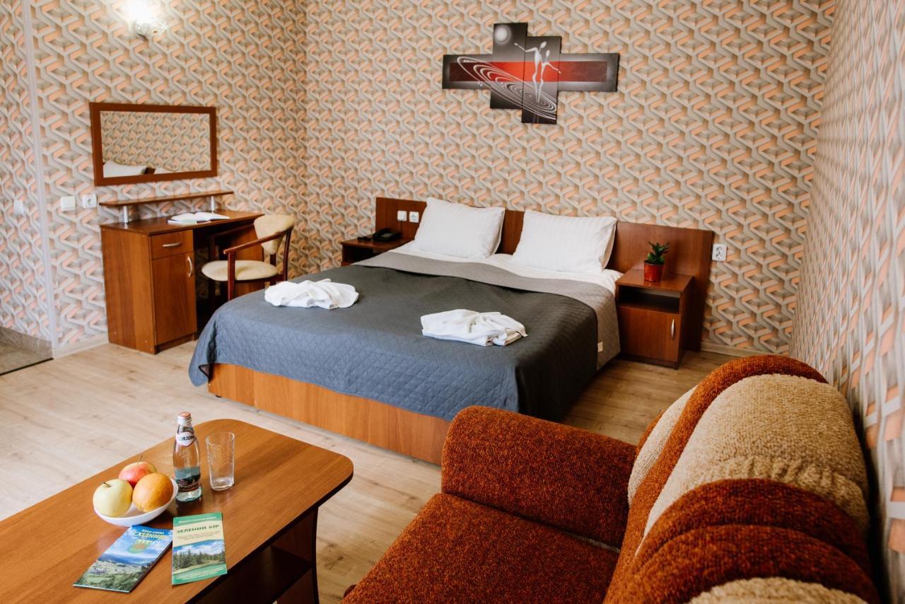Hotel Zelenyy Bir Skhidnytsia Esterno foto