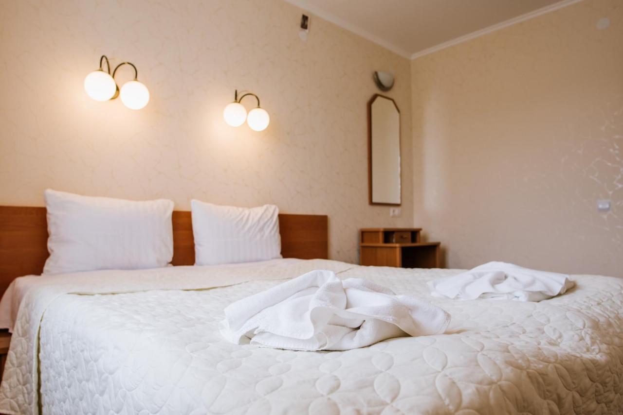 Hotel Zelenyy Bir Skhidnytsia Esterno foto
